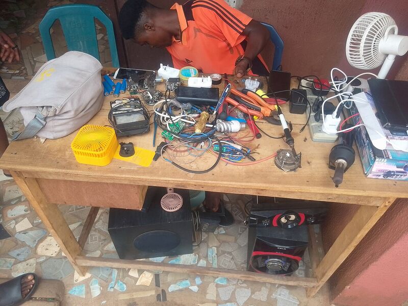 Jasa Perbaikan Elektronik